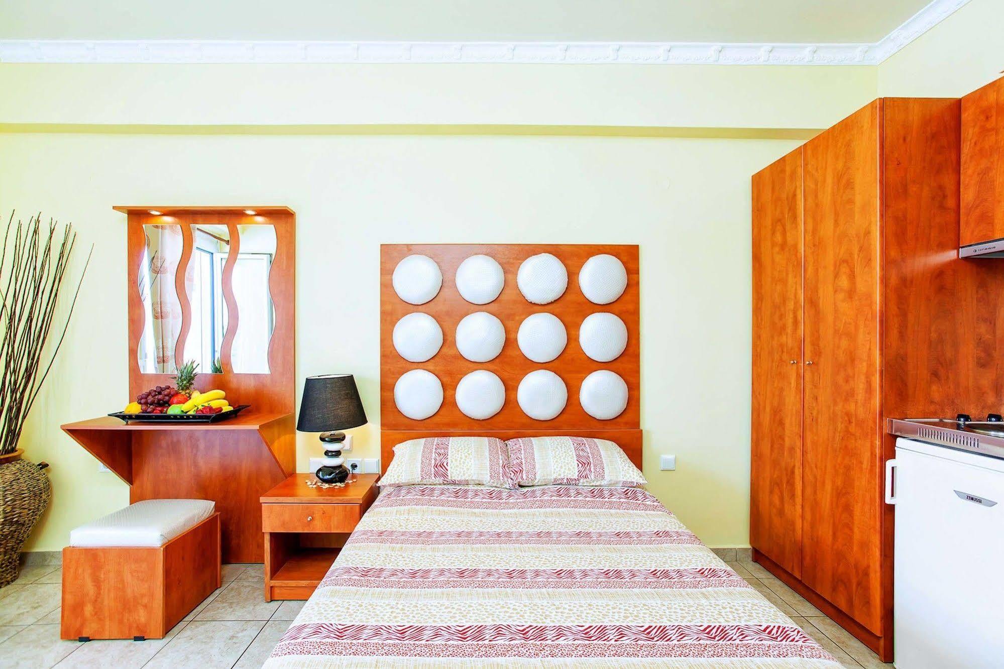 Casa Di Mare Poseidon Apartment โอลิมเปียกี อักติ ภายนอก รูปภาพ